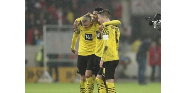 Le Borussia Dortmund a battu le VfB Stuttgart 2-0 à l'extérieur